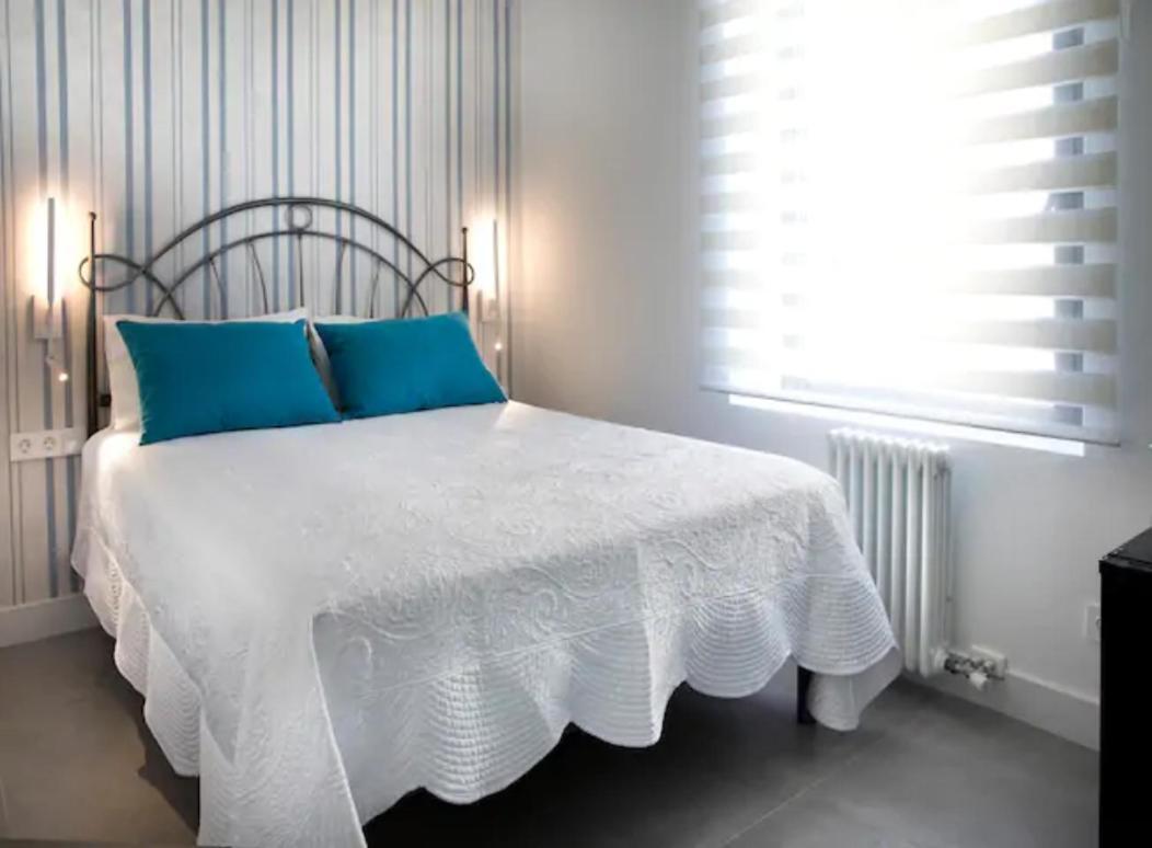 Villa St. Rafael Vilanova i la Geltrú Εξωτερικό φωτογραφία